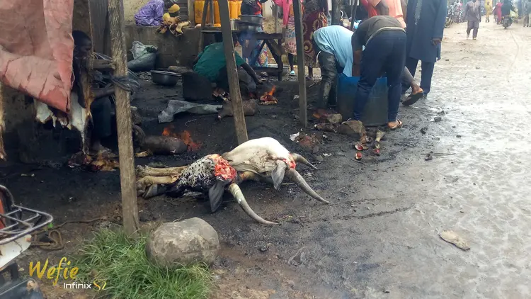 MANGU MARKET (Lutuk) Food Stuff/Meat Market